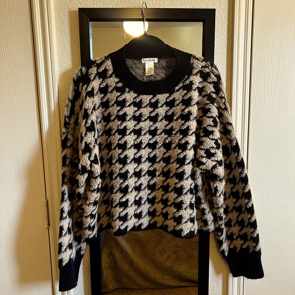 Cropper sweater